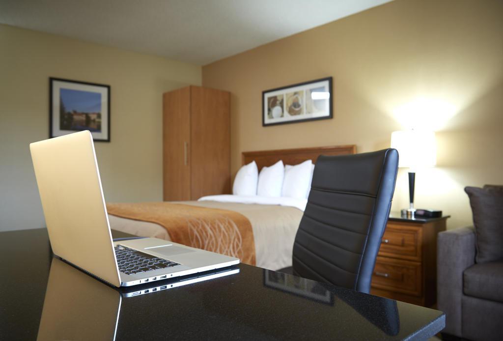 Comfort Inn Brandon Buitenkant foto